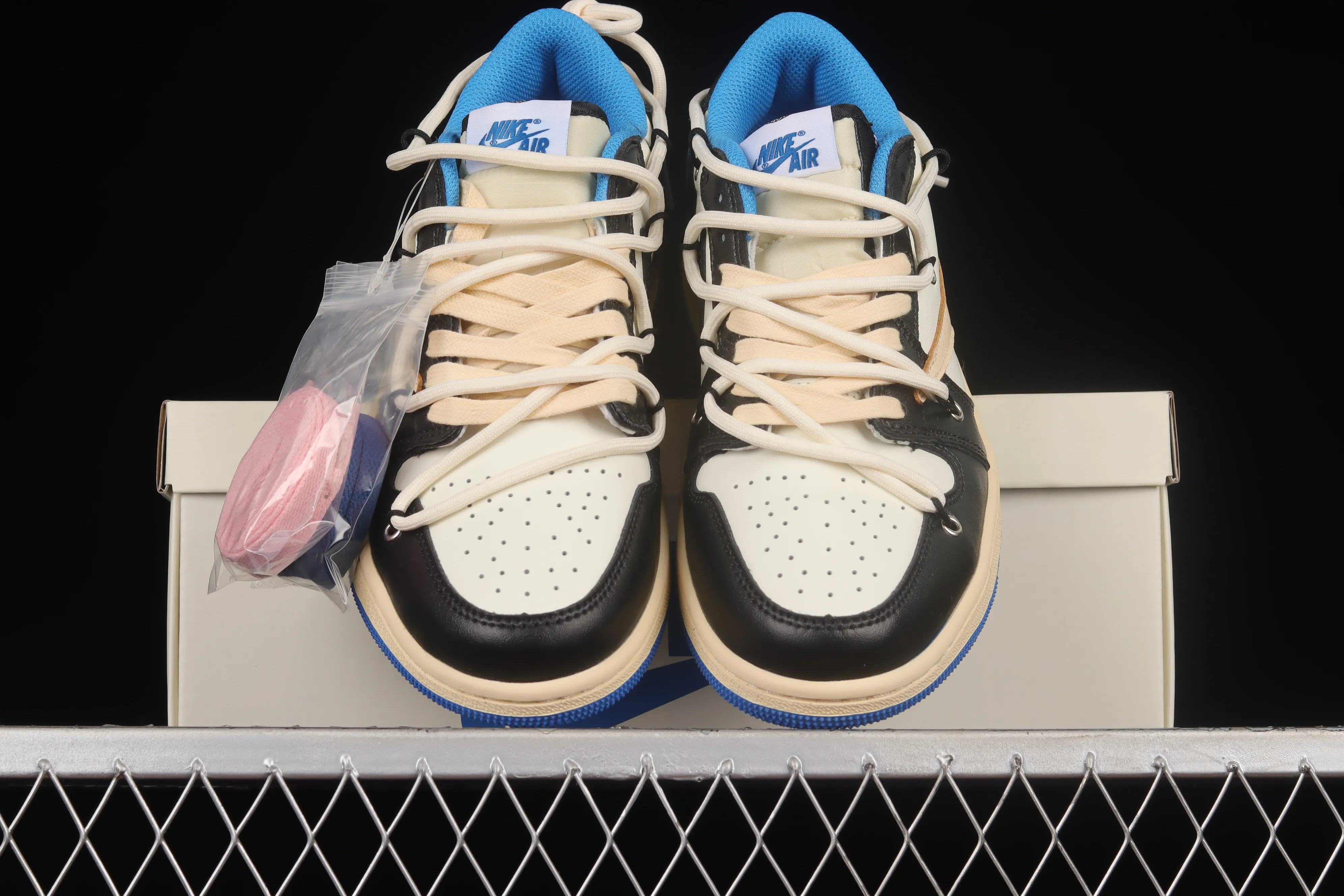 All categories Air Jordan Jordan series basketball shoes Air Jordan 1 Low Air Jordan 1 Low AJ1 Joe 1 customized version Vibe flavor deconstruction Sports culture basketball shoes DM7866-140